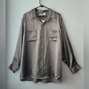 Chicos Design Womens Top Size 3 100% Silk Button Front Gray Office XL Oversized
